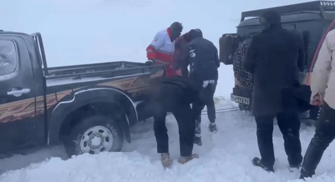 محبوبی: محور مهاباد- بوکان تا سه شنبه مسدود است