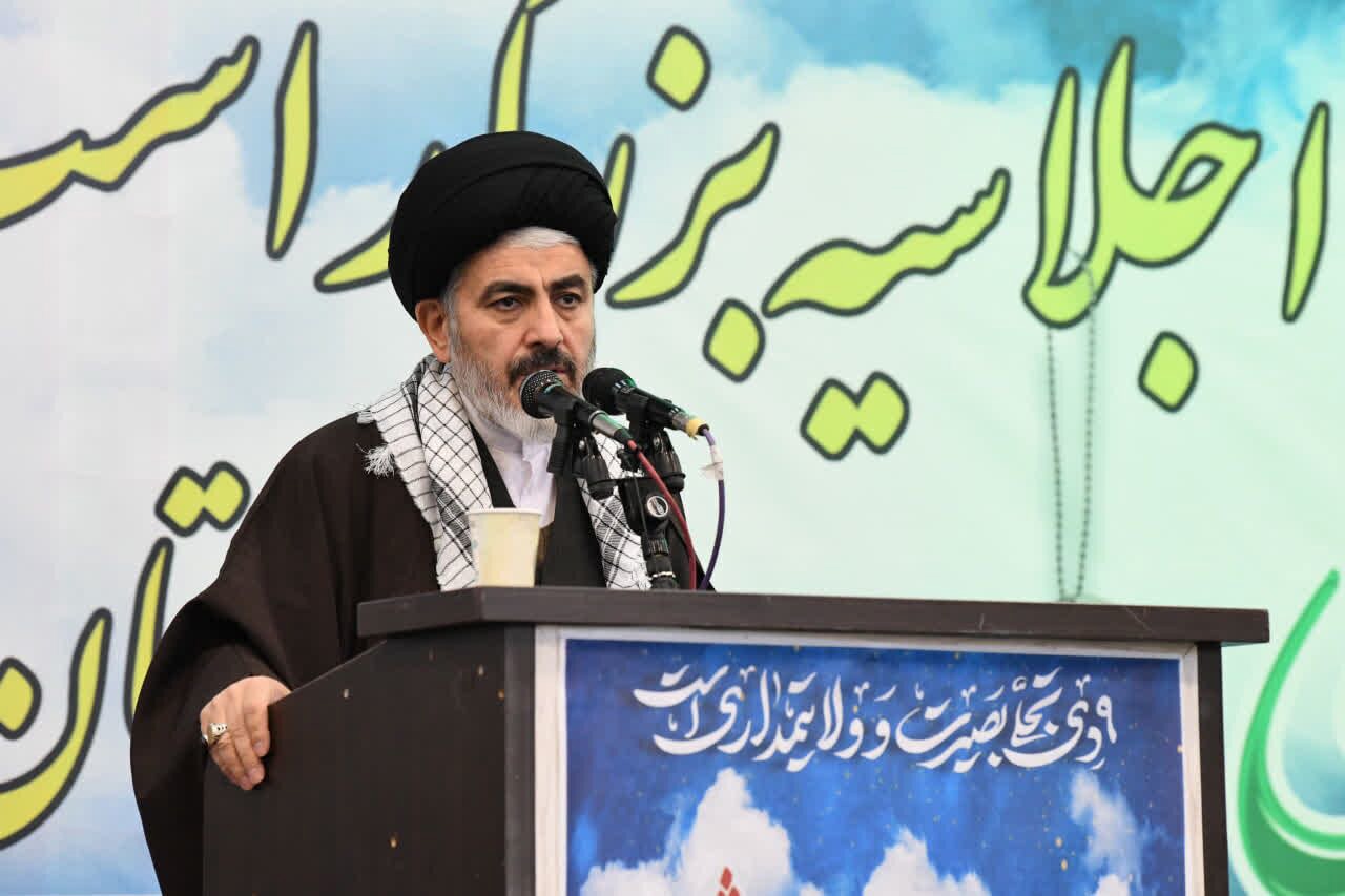 ۹ دی آزمونی الهی برای تمایز یاران انقلاب از فتنه‌گران بود