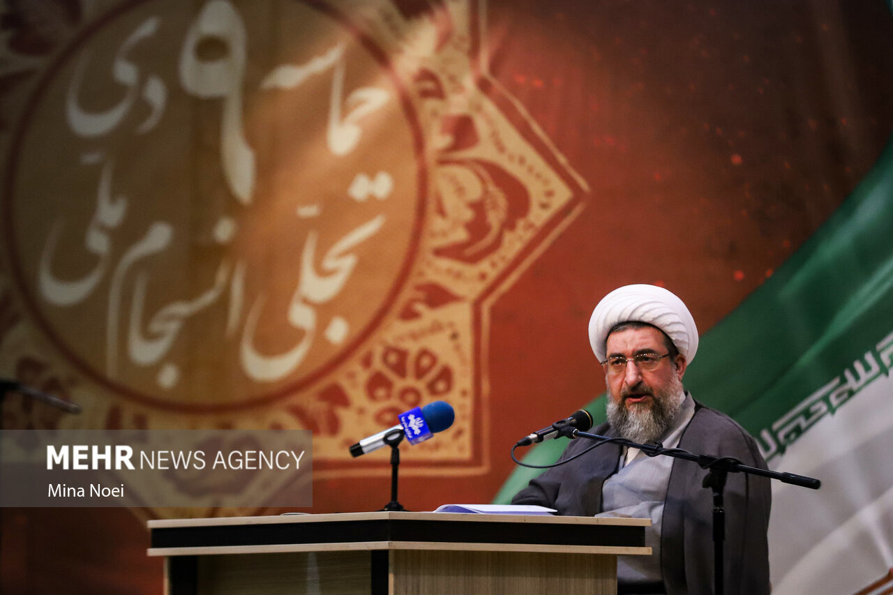 امام جمعه تبریز: حماسه ۹ دی جلوه‌ای ماندگار از هوشیاری و ایمان ملت است