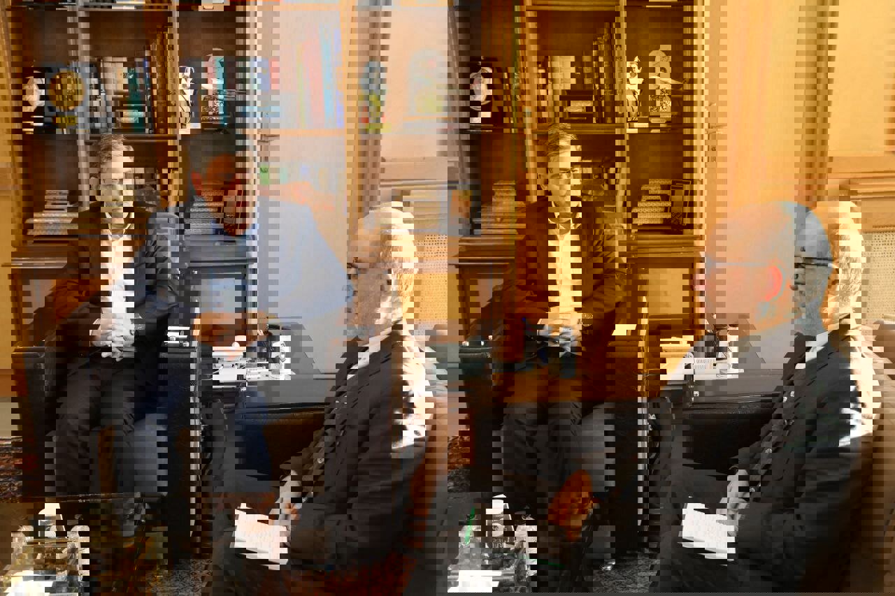 مراودات مرزی و زیرساخت‌های تجاری باجمهوری آذربایجان توسعه می یابد