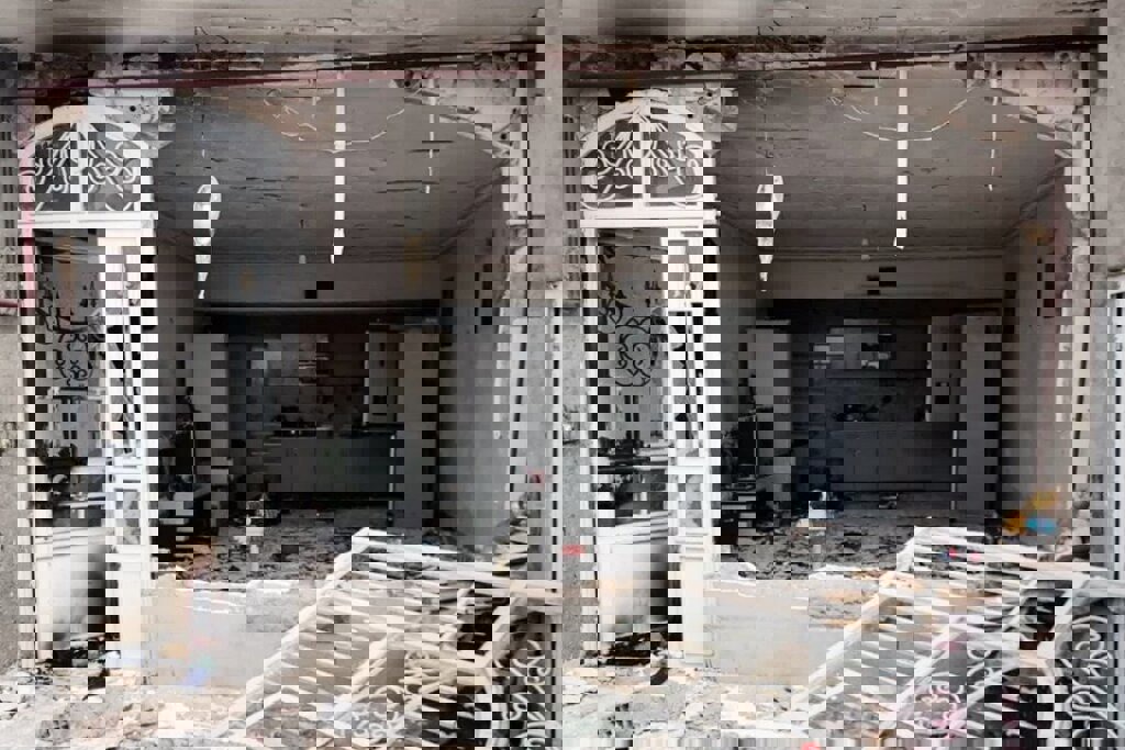 مصدوم شدن ۴ نفر در پی انفجار گاز در یک منزل مسکونی در باغ معروف تبریز