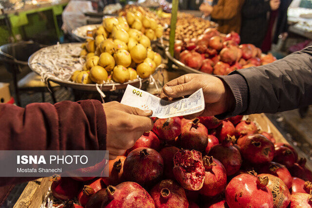 ذخیره بیش از ۴۰۰ تن میوه شب عید در آذربایجان غربی