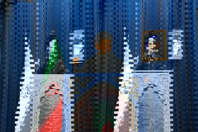 قریشی: تهدید رهبر معظم انقلاب به هیچ عنوان پذیرفتنی نیست