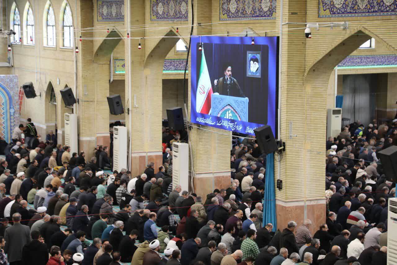 نماز جمعه منادی وحدت و همدلی