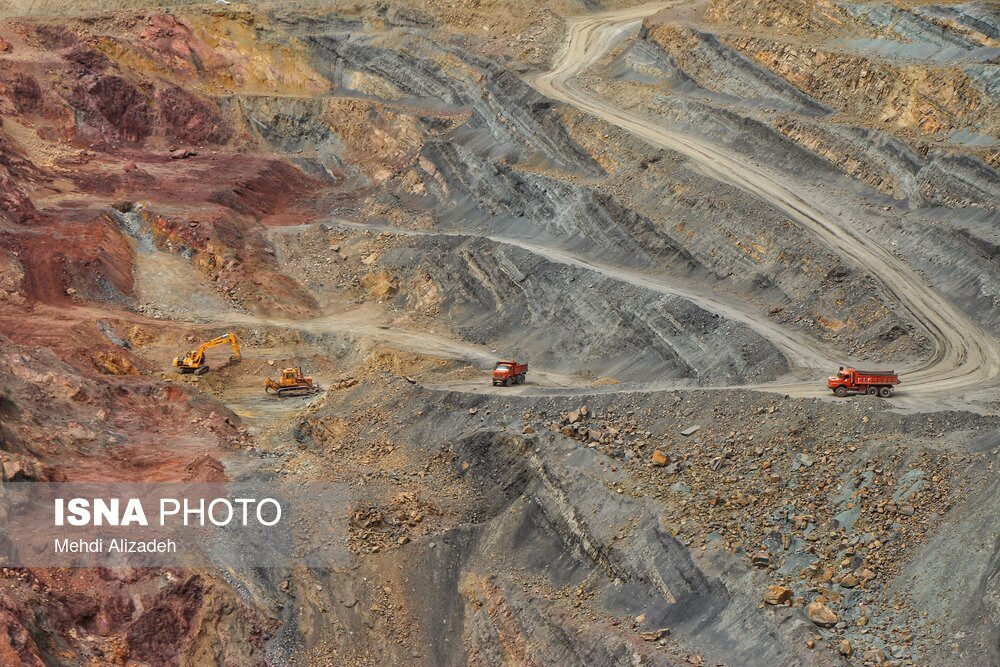 اشتغال‌ ۴۹۷۹ نفر در معادن آذربایجان‌غربی