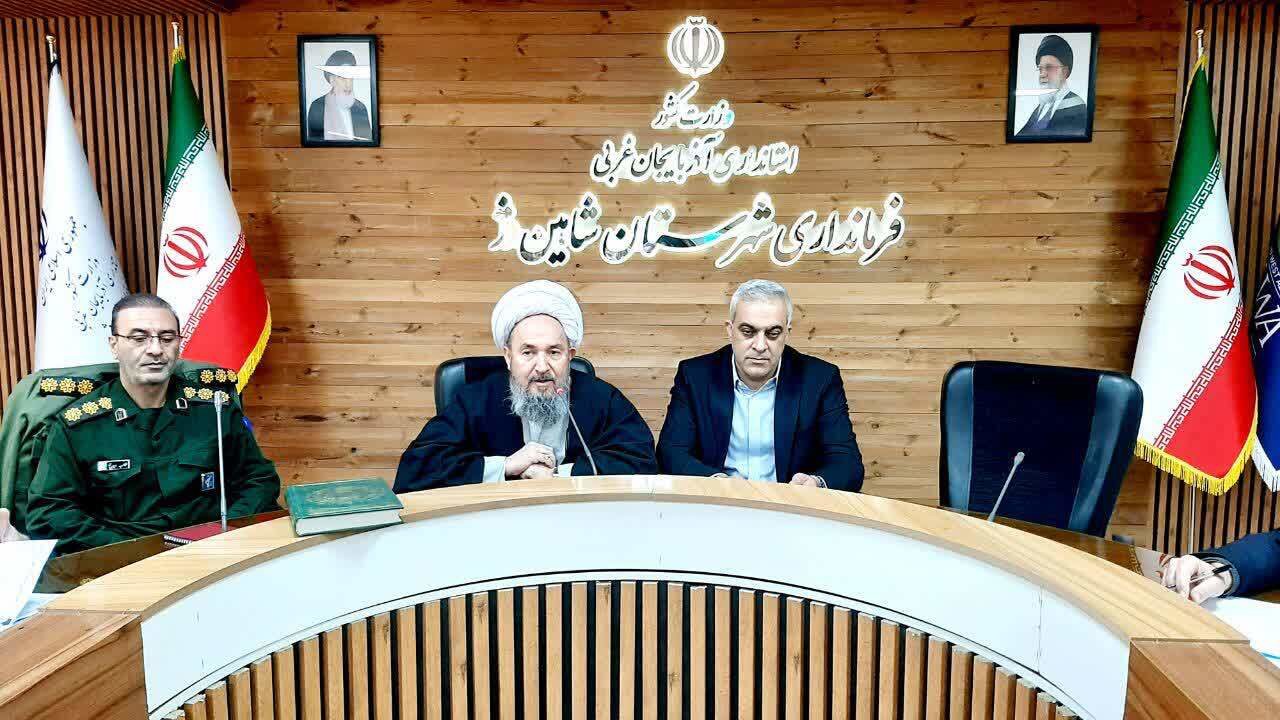 انقلاب اسلامی بر قله‌های رفیع عزت و اقتدار ایستاده