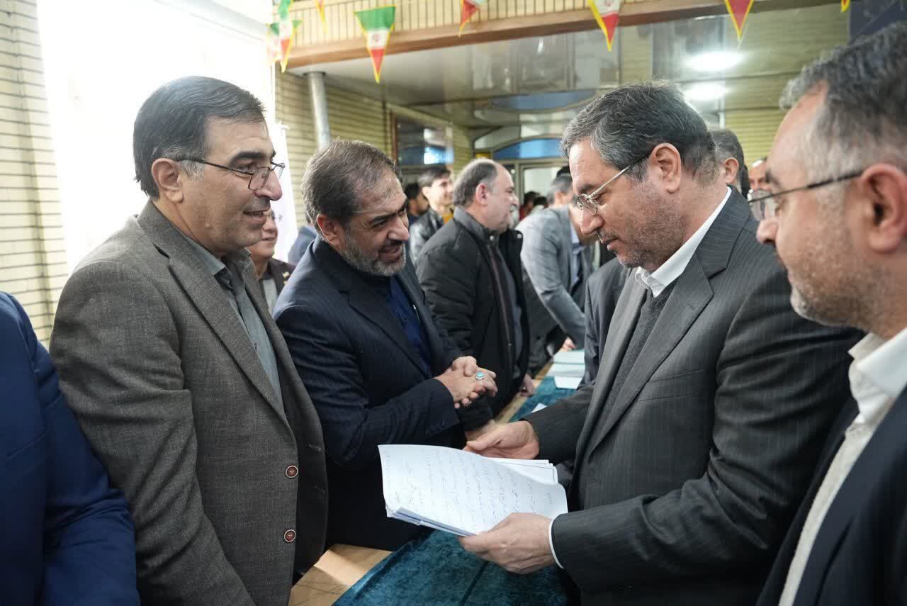 حضور استاندار آذربایجان‌غربی در جمع مردم شهر محمدیار