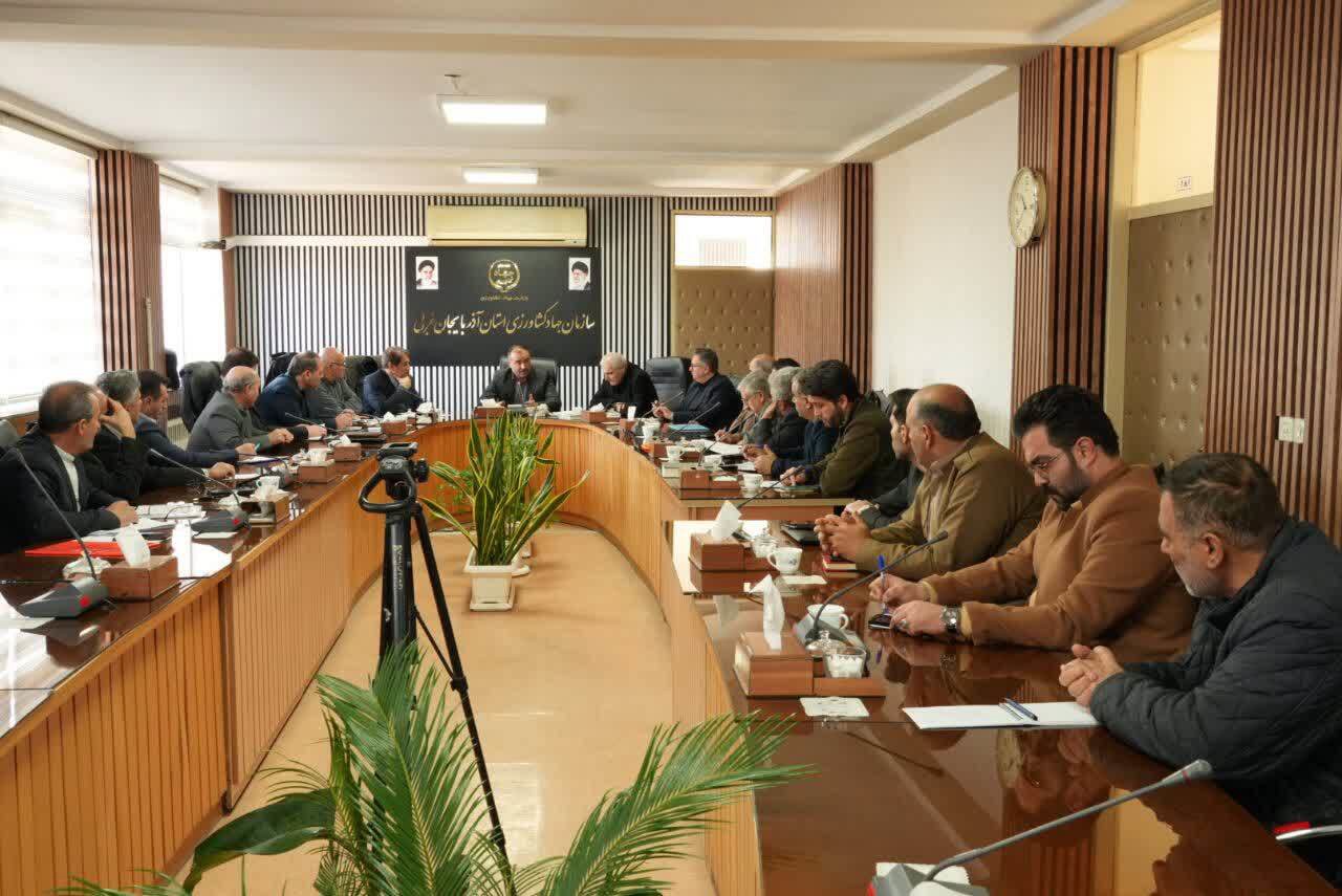 پایداری تولید و ثبات بازار شکر با همکاری بخش کشاورزی و صنایع تبدیلی در آذربایجان‌غربی