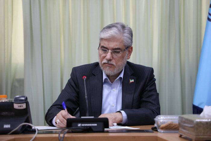 وزیر علوم: حکمرانی علمی در جامعه حاکم شود