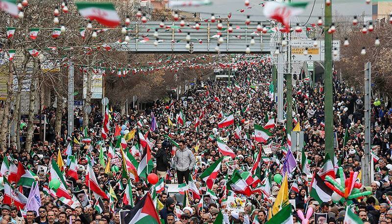 کیهان: رسانه‌های فارسی زبان خارج از کشور تودهنی بزرگ خوردند