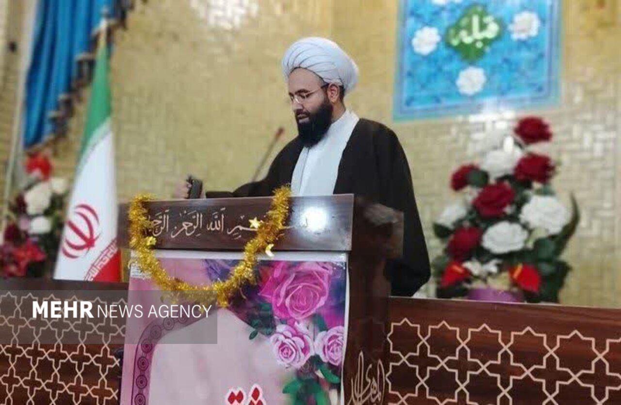 امام جمعه لیلان: حضور مردم در ۲۲ بهمن معادلات دشمن را بر هم زد