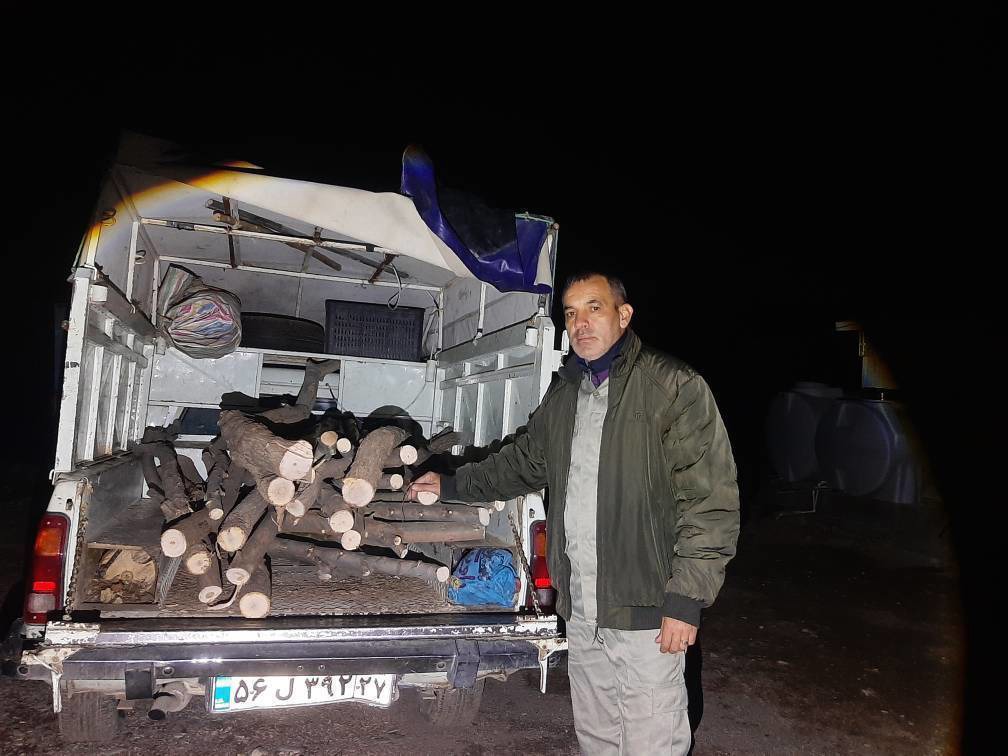 کشف و ضبط اشجار و ادوات قطع غیرمجاز درختان در تالاب نوروزلوی میاندوآب