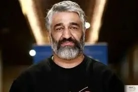 جدید ترین عکس از پژمان جمشیدی و وکیلش در دادگاه روز شنبه