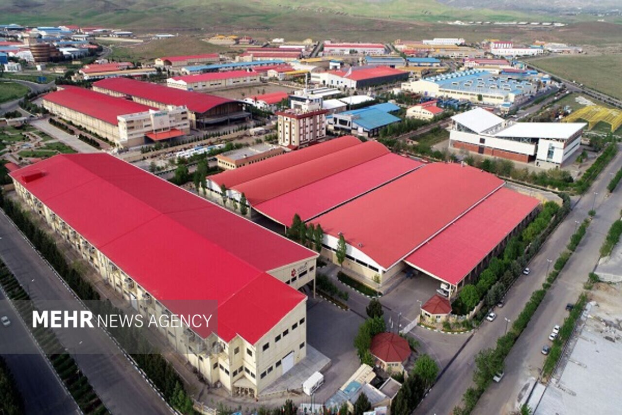 سفیدی:رعایت الزامات زیست‌محیطی در واحدهای صنعتی اردبیل ضرورت دارد