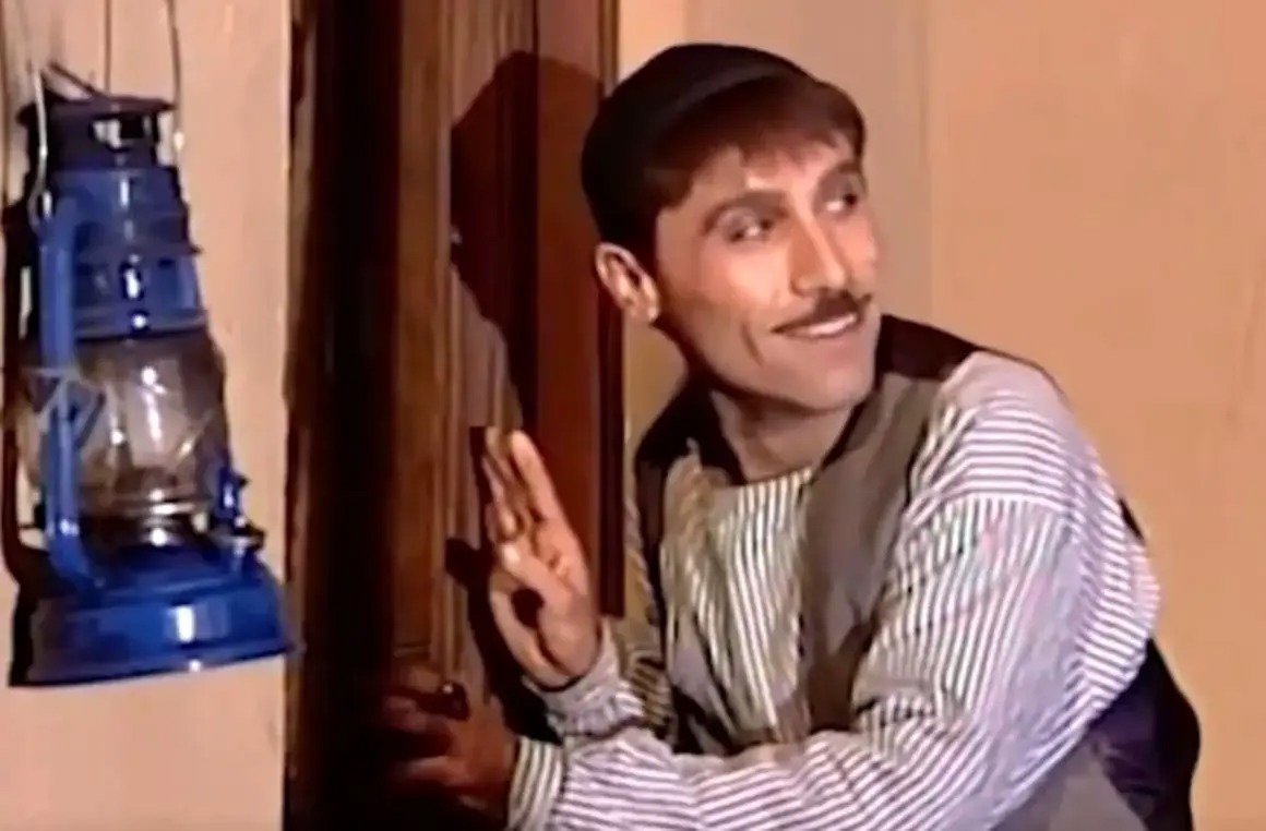 سفر در زمان؛ چهره «عمو غلام» ۲۵ سال بعد از سریال پس از باران در سن ۵۵ سالگی/ عکس