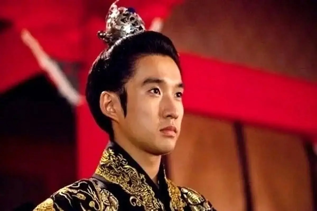 تصویری از مراسم عروسی بازیگر نقش امپراطور گونگ مین سریال سرنوشت