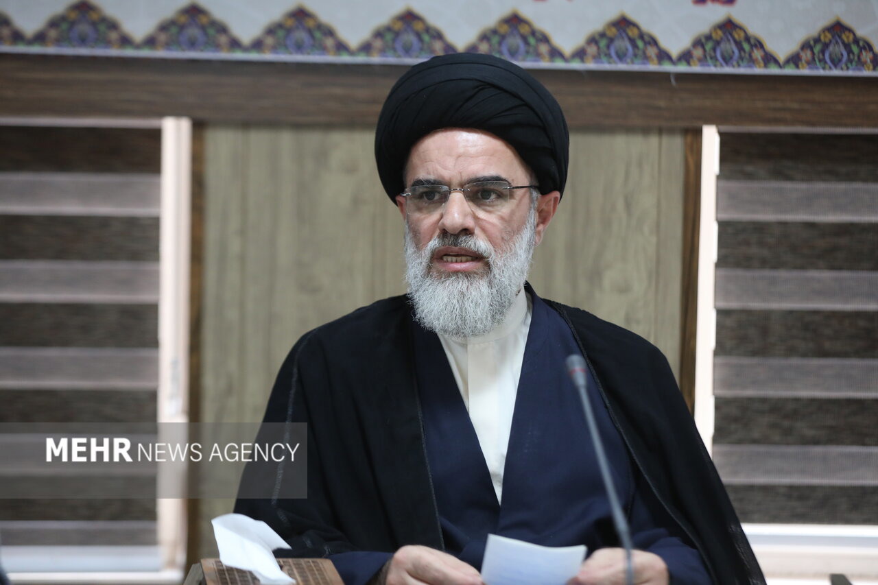 تبیین ابعاد راهبردی طرح «زندگی با آیه‌ها»؛گامی موثر در تحقق زیست قرآنی