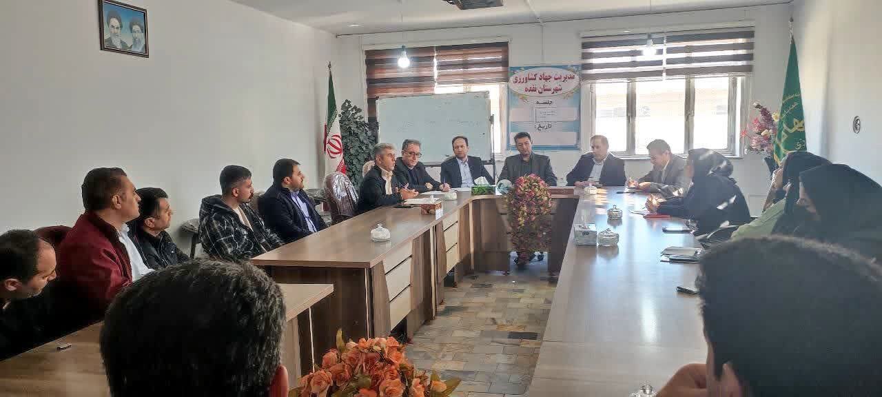 تأمین سوخت مورد نیاز ماشین‌آلات کشاورزی نقده در اولویت قرار گرفت