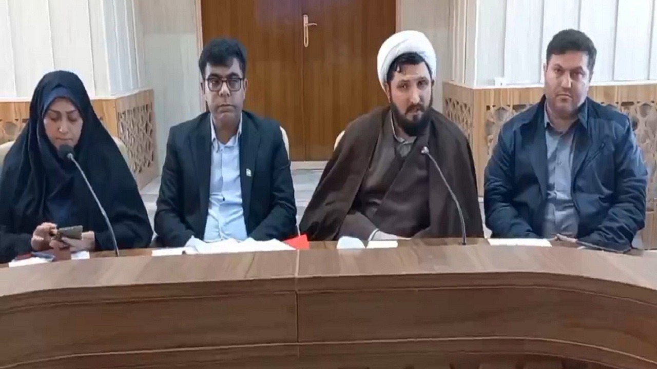 انتقاد فرماندار هشترود از وضعیت اتوبان پیامبر اعظم