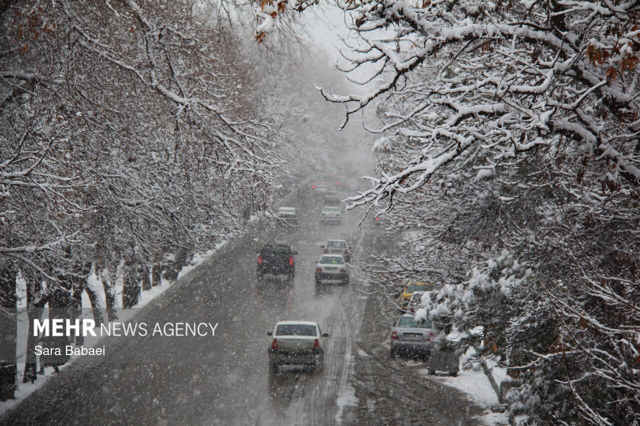 بارش برف در محور تبریز به ارومیه