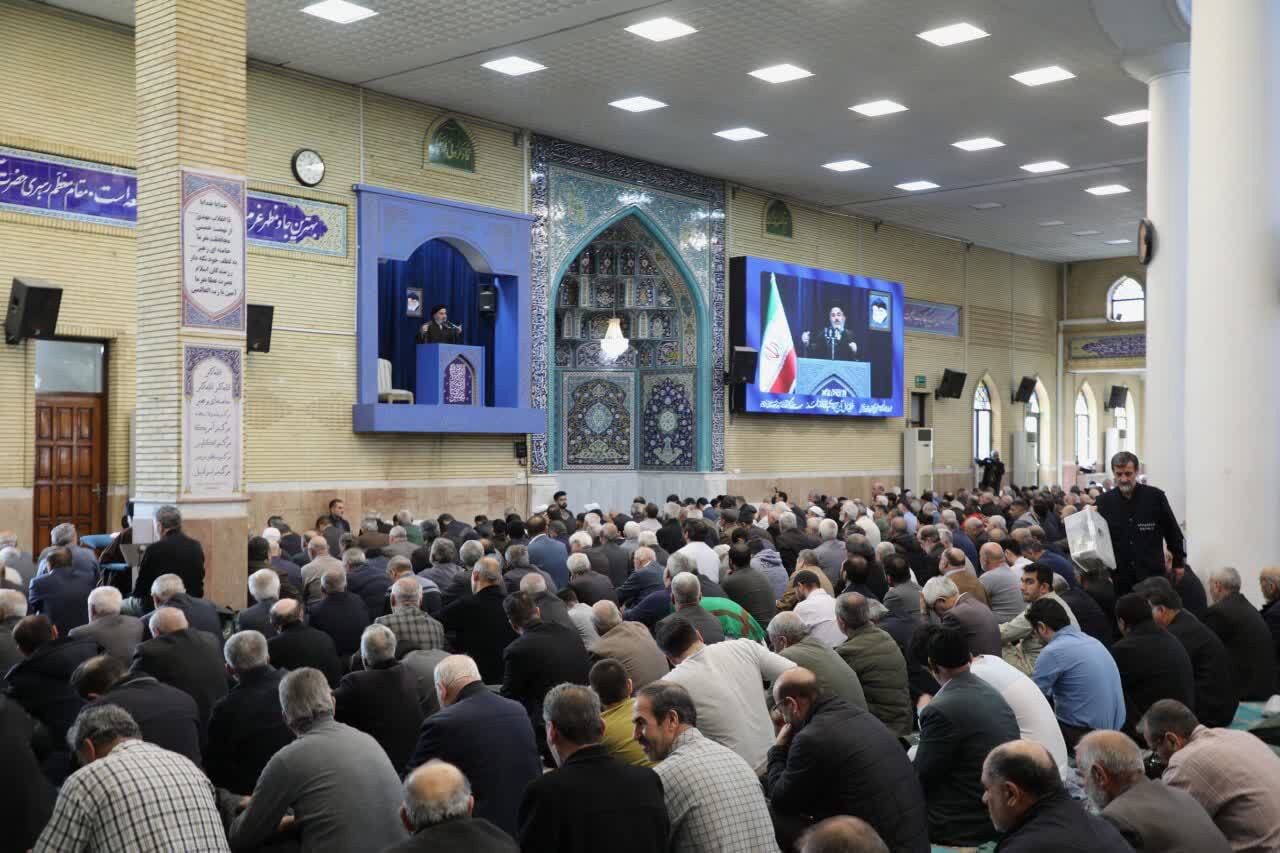 اهانت به پرچم، اهانت به هویت و باور ملی است