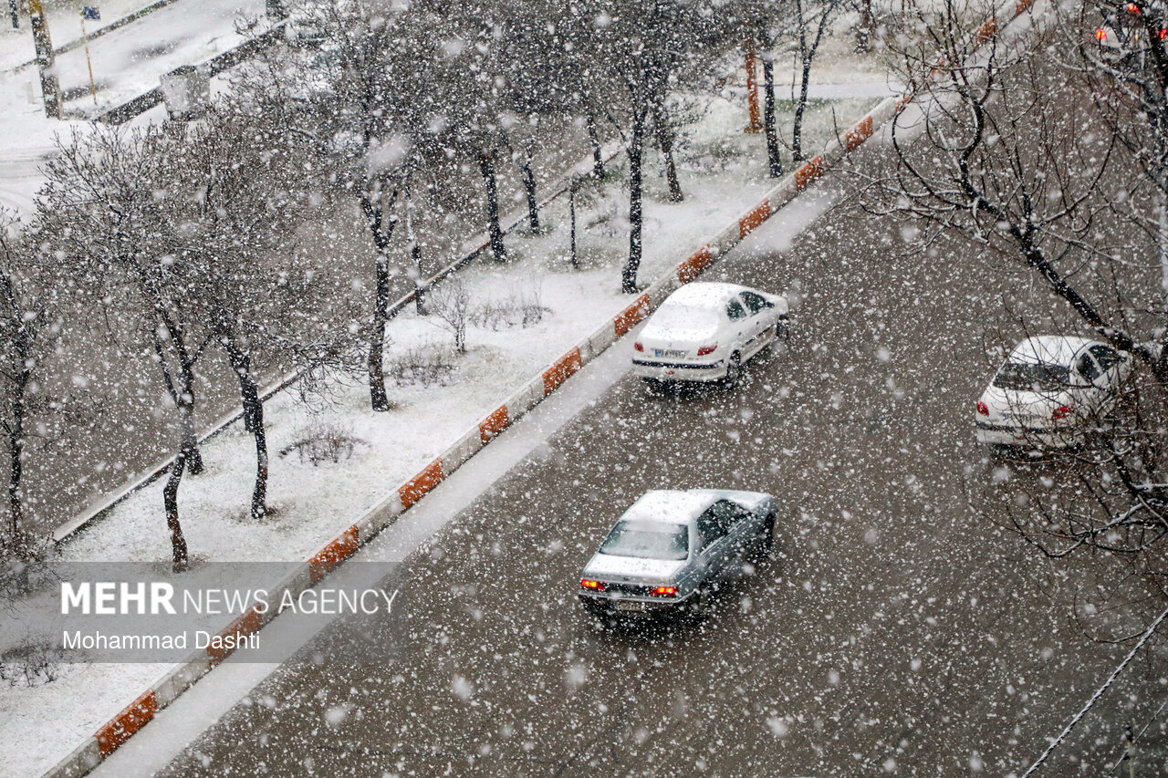 بارش برف در تبریز