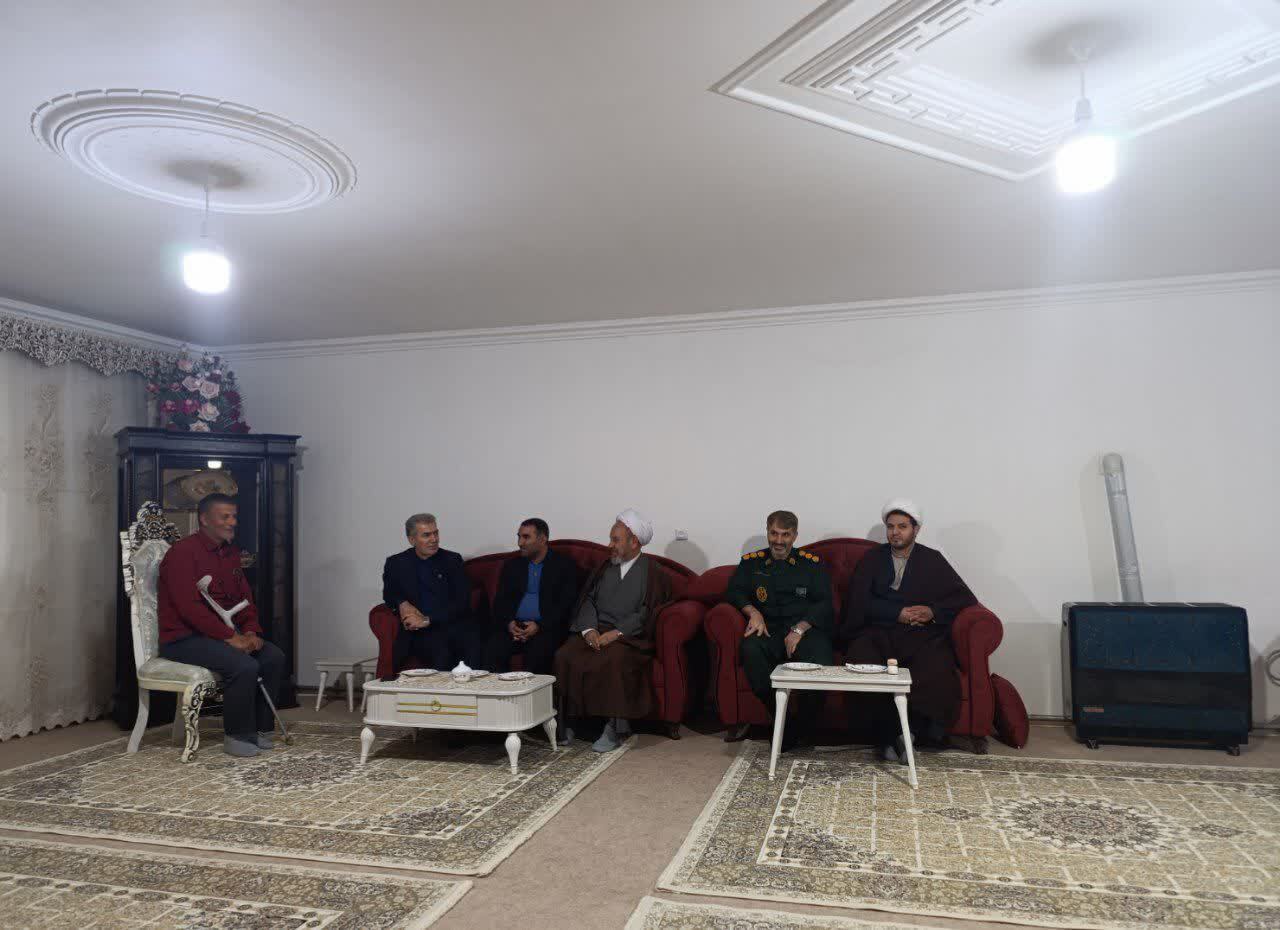 تجلیل از یادگاران دفاع مقدس در سلماس به مناسبت سالروز آزادسازی خرمشهر