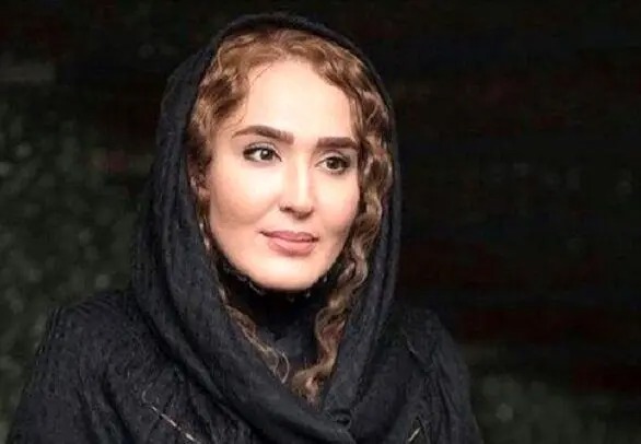 سفر در زمان؛ «زهره فکور صبور» ۲۱ ساله با لباس عروس در پشت‌صحنه «آژانس دوستی»