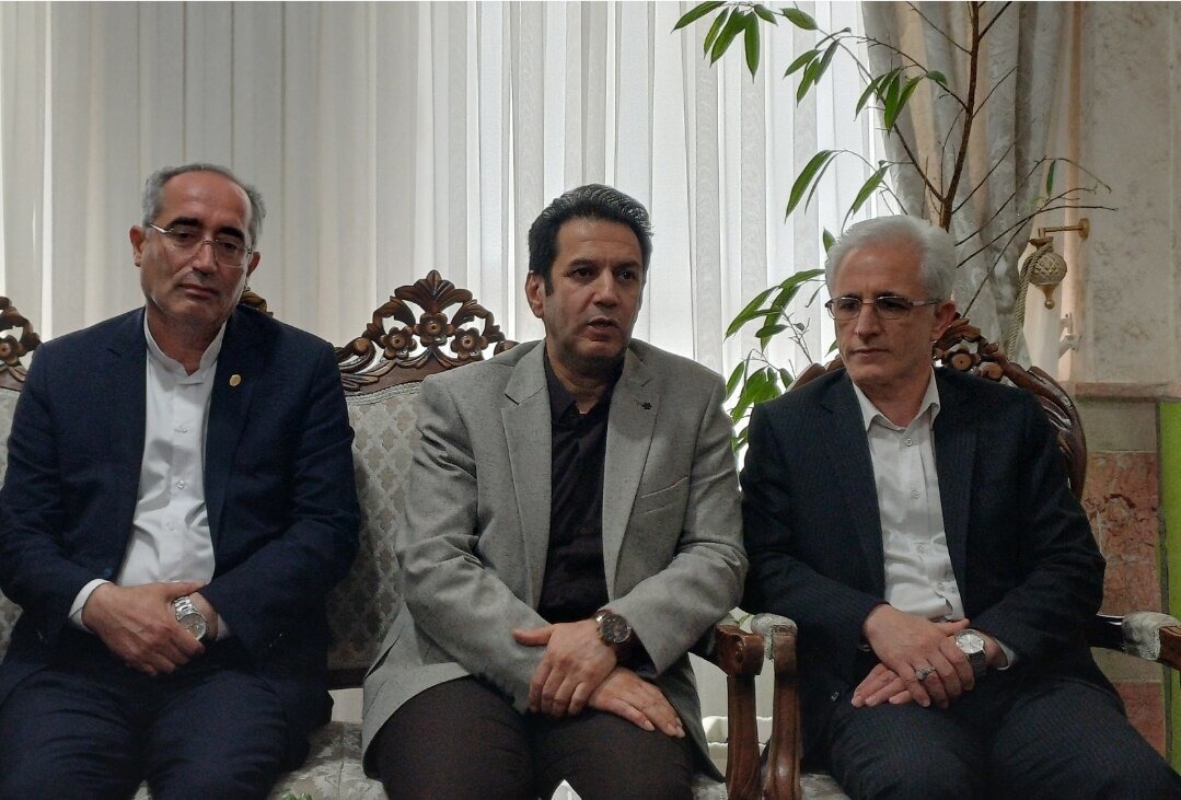 کار مربیان بهزیستی با ایفای نقش مادری یک مأموریت آسمانی و اخروی است