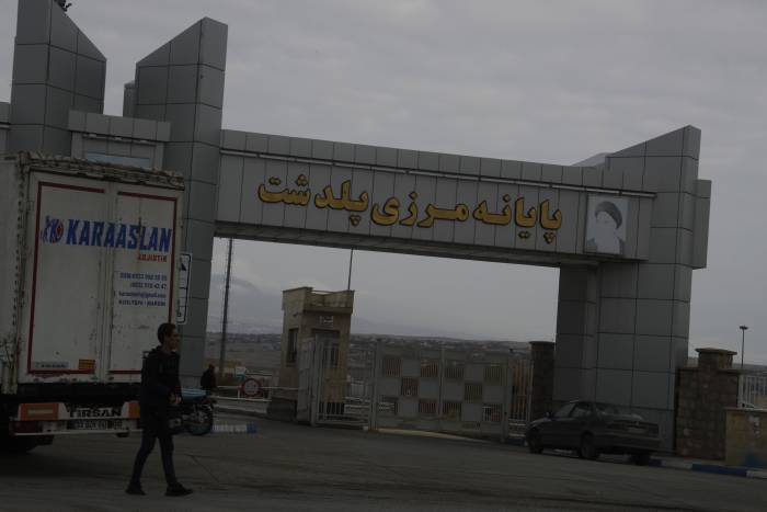 پیام آذری