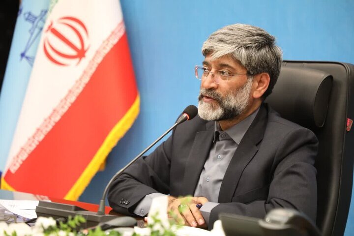 پیام آذری