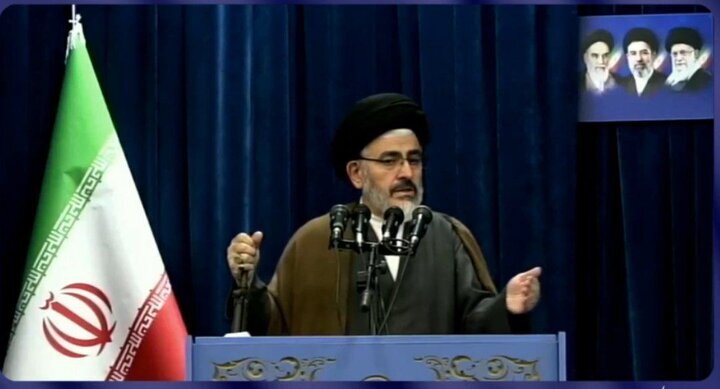 پیام آذری