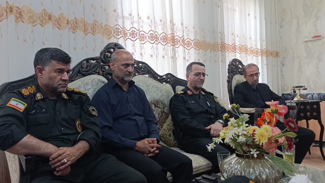 پیام آذری