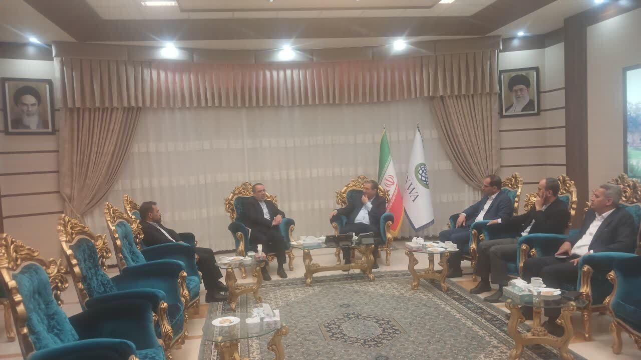 پیام آذری
