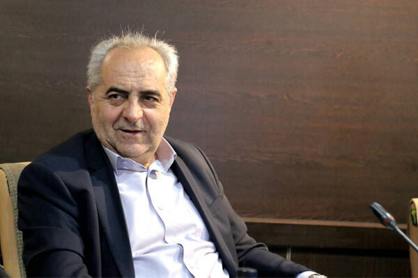 سرمست: خدمت به زائران اربعین فراتر از وظایف سازمانی دستگاه‌ هاست