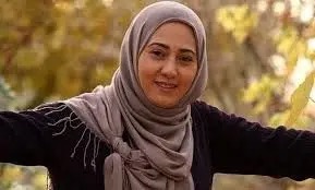 سفر در زمان؛ چهرۀ «تبسم هاشمی» ۳۱ سال قبل در «دبیرستان خضرا»