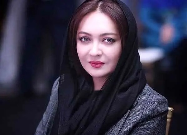 سفر در زمان؛ «نیکی کریمی» با صورت نقاشی‌شده در ۲۱ سالگی