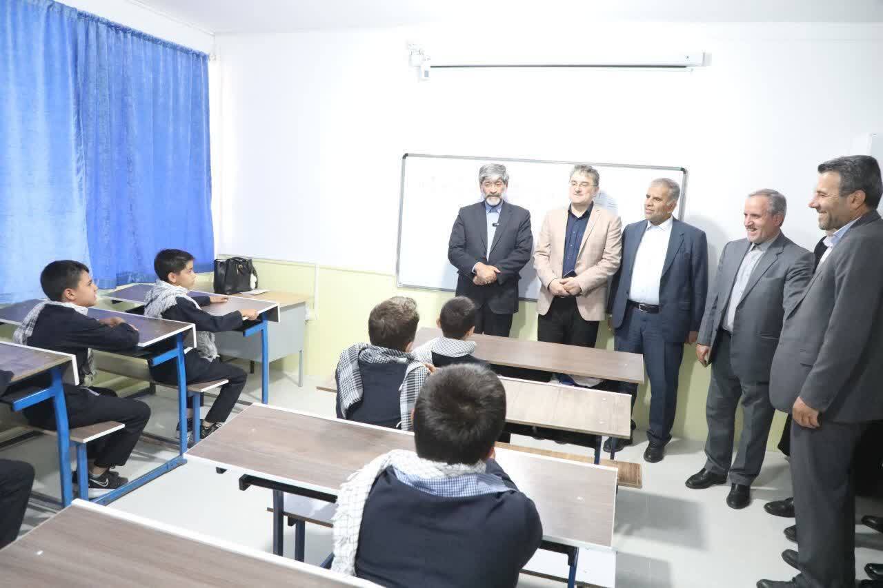پیام آذری