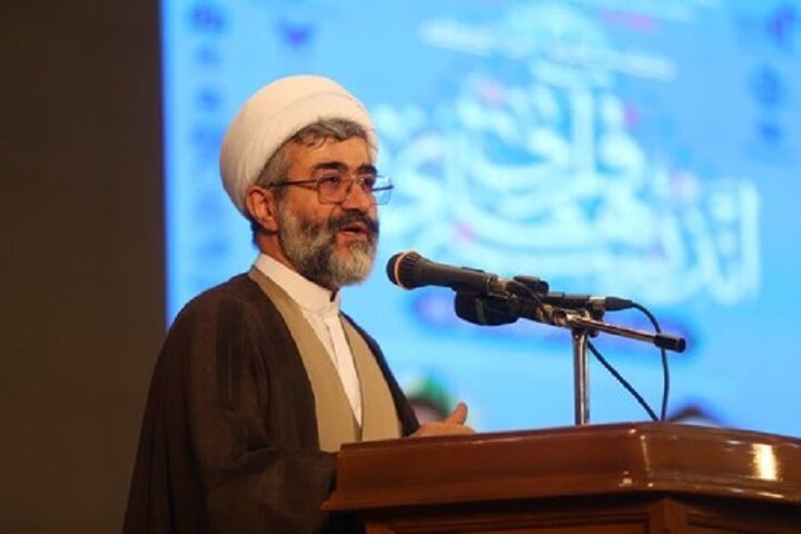 پیام آذری
