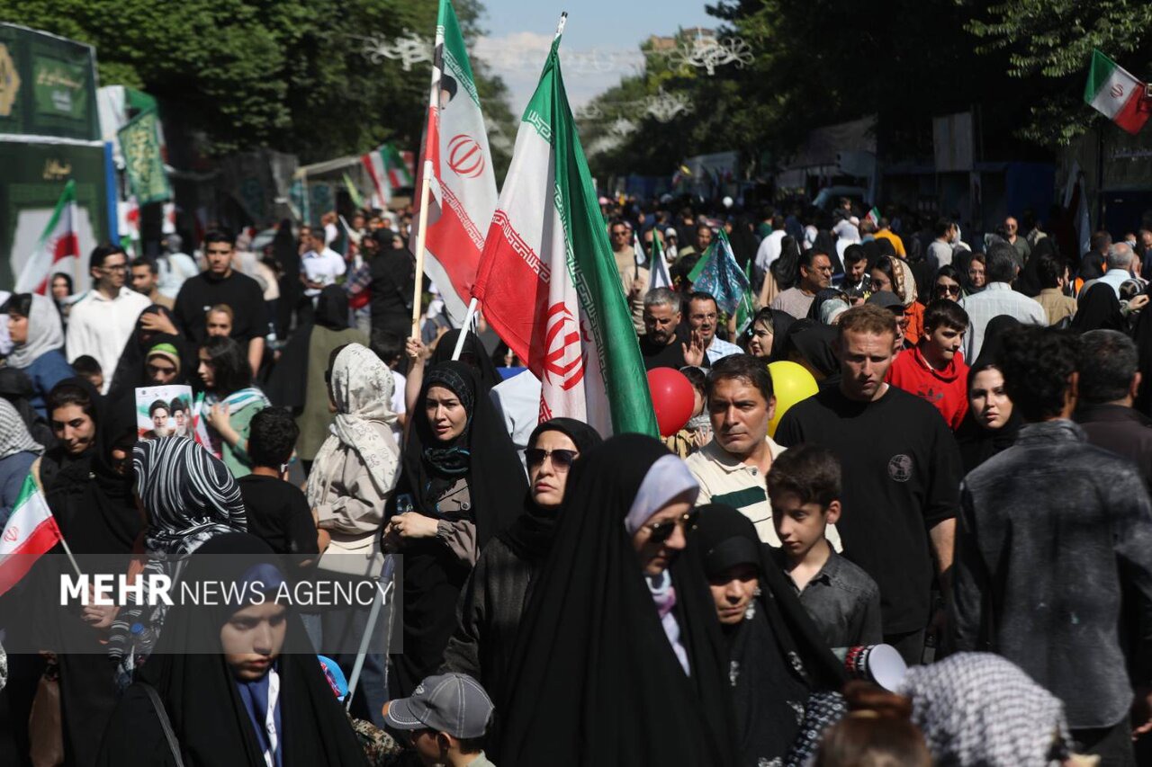 مهمونی کیلومتری غدیر در تبریز آغاز شد