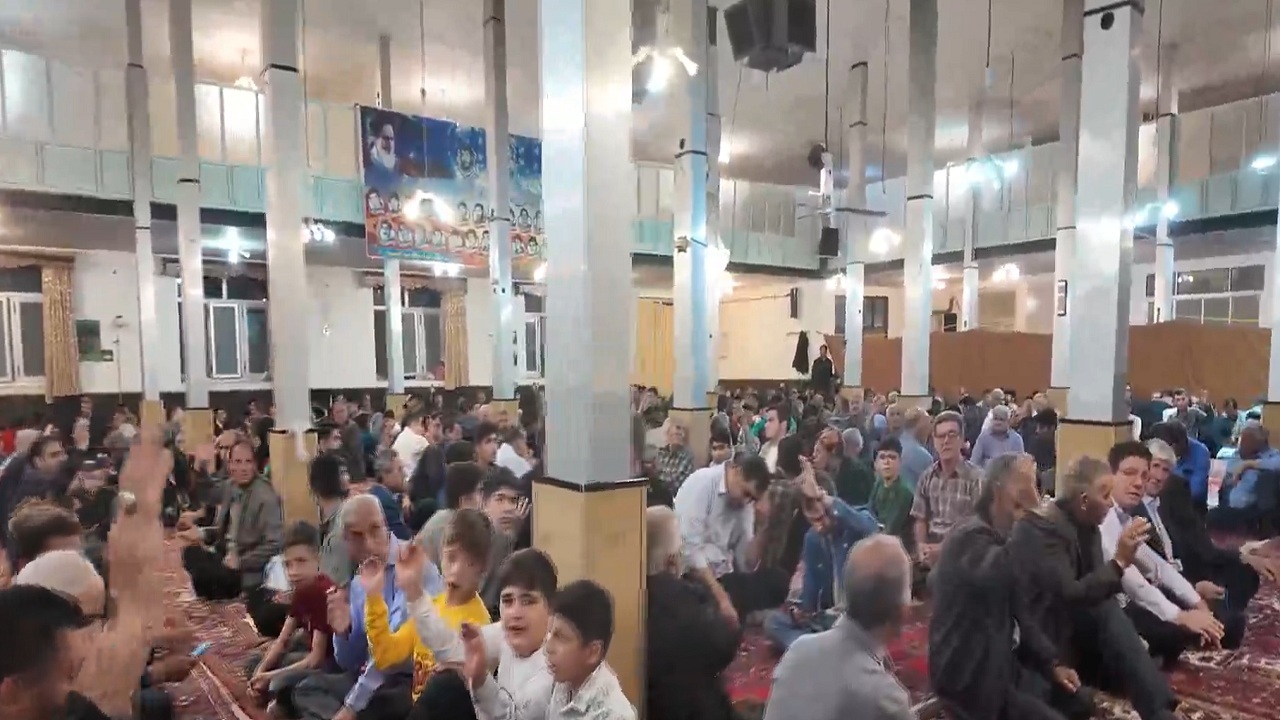 پیام آذری