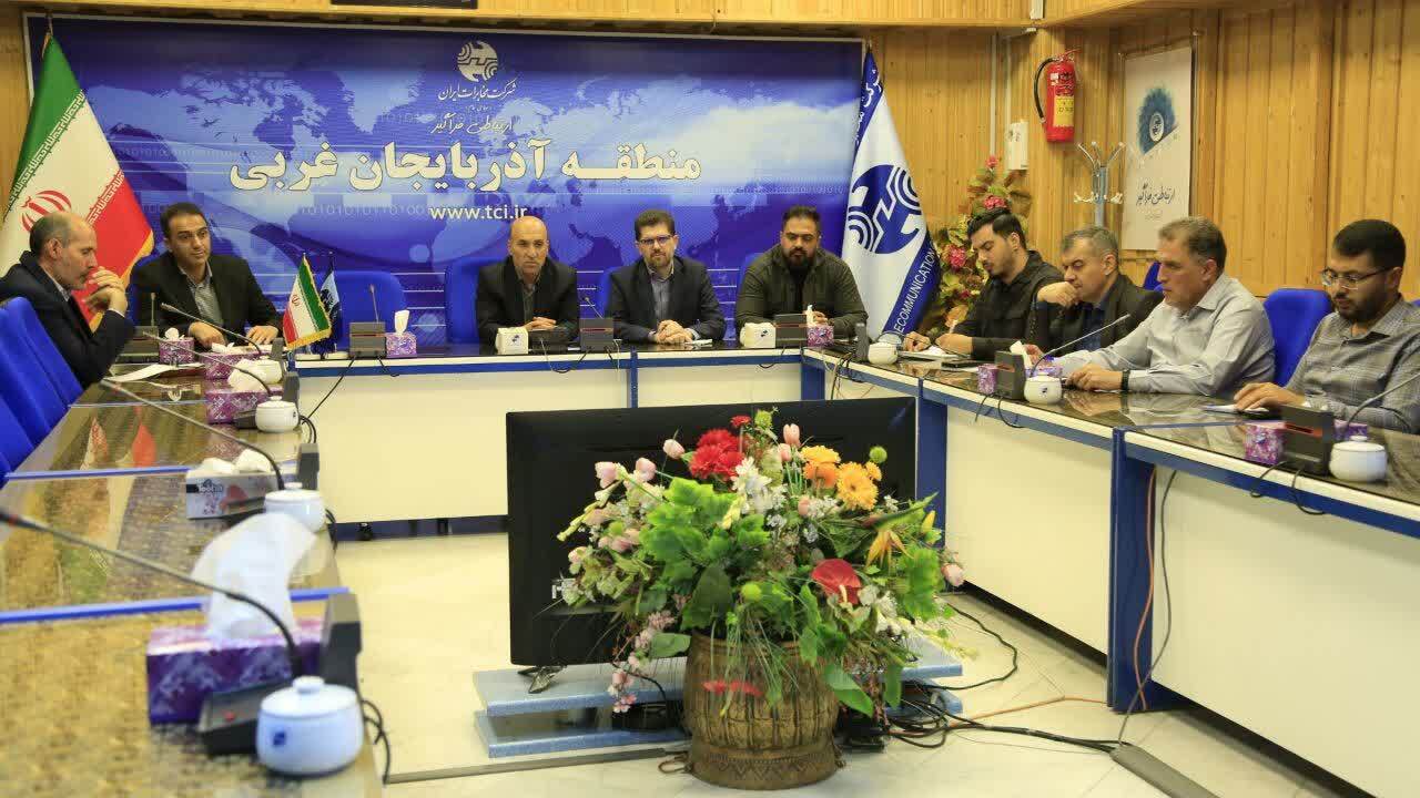 پیام آذری