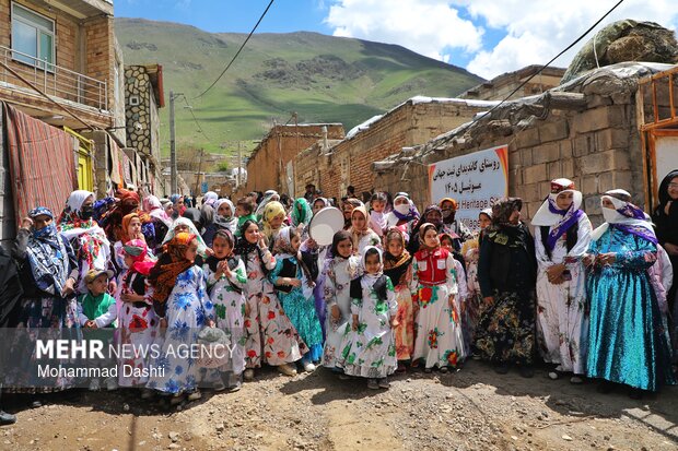 پیام آذری