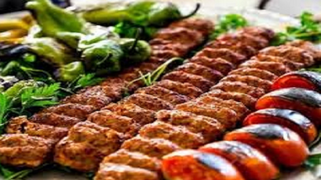 پیام آذری