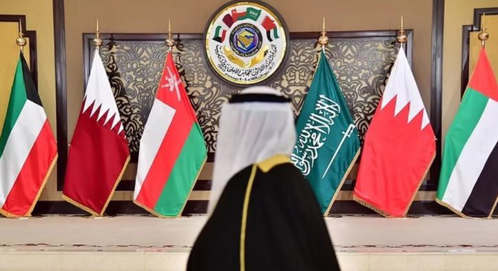 سرمقاله کیهان/ خواب سنگین عربی