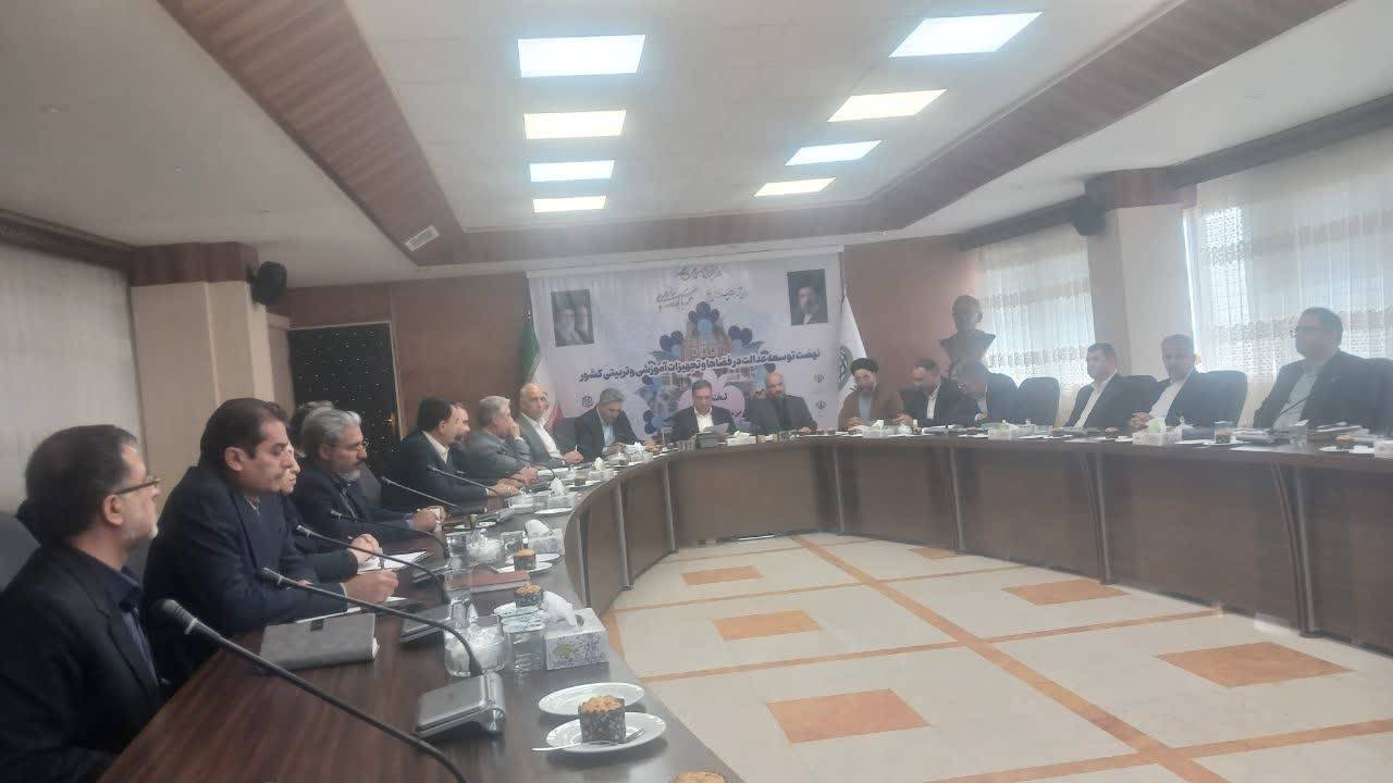 پیام آذری