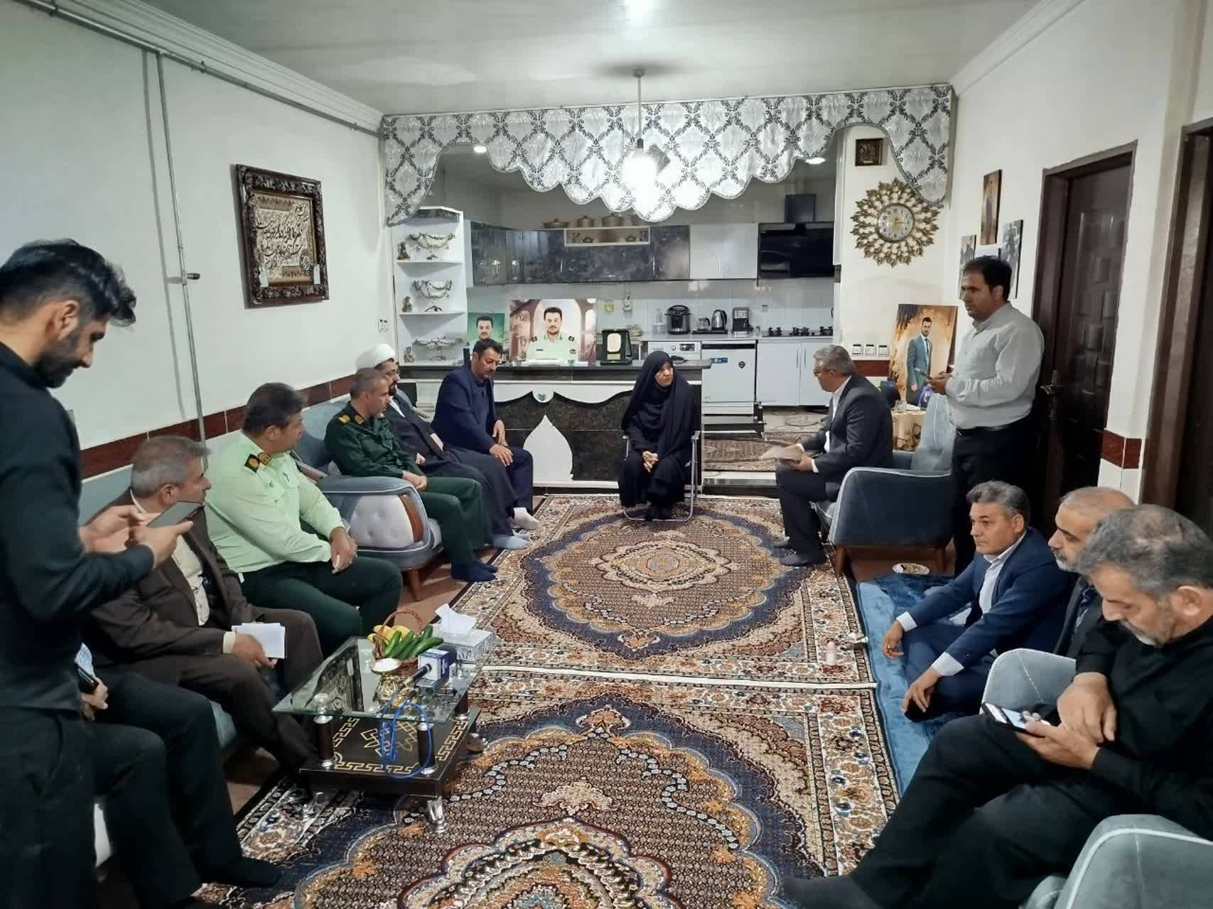 پیام آذری