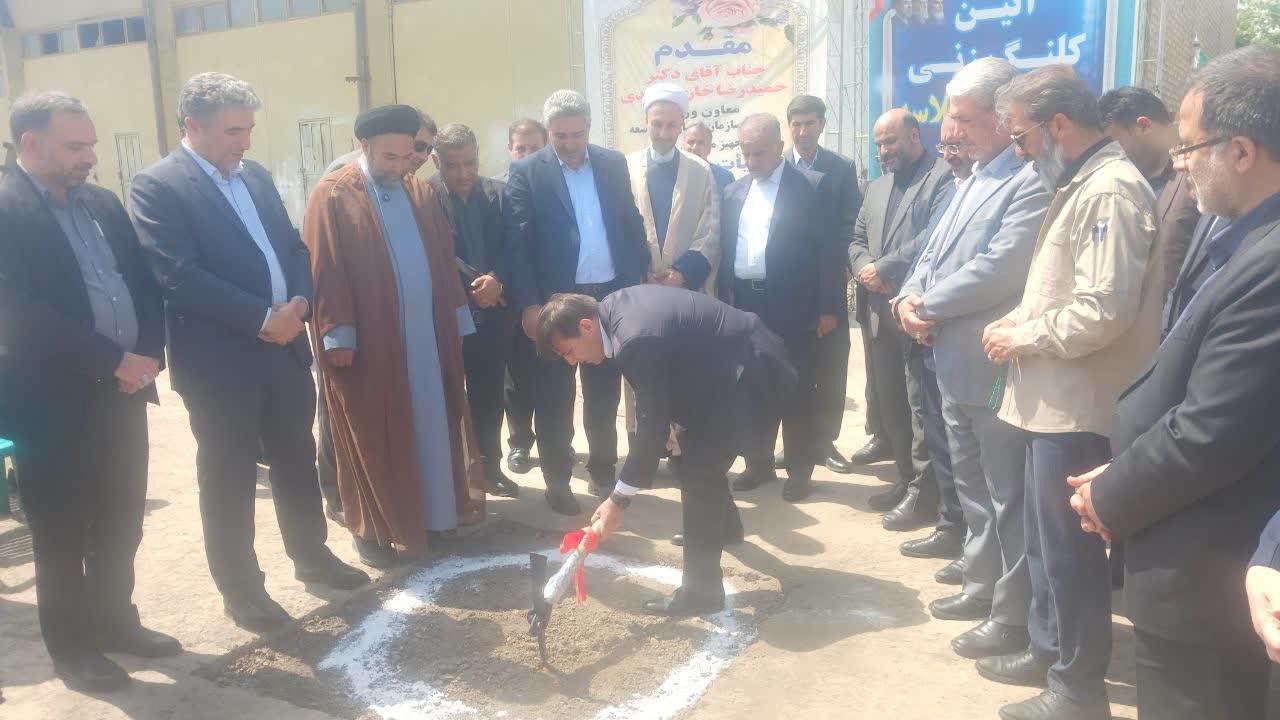 ساخت مدرسه ۱۲کلاسه مشارکتی درمنطقه کشتارگاه ارومیه
