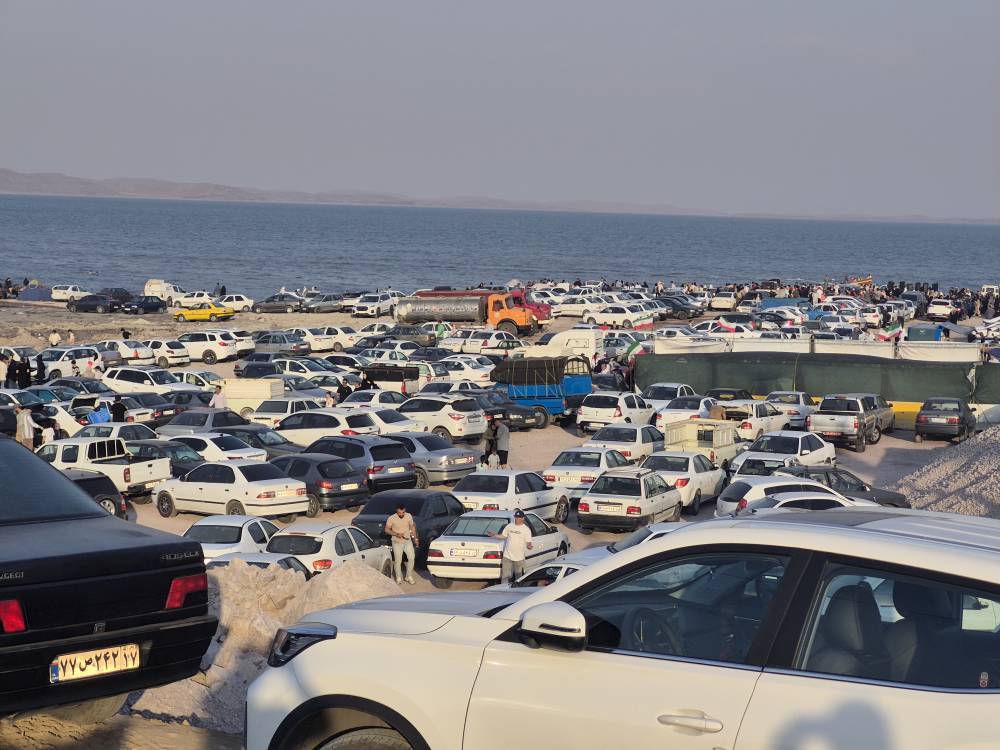 پیام آذری
