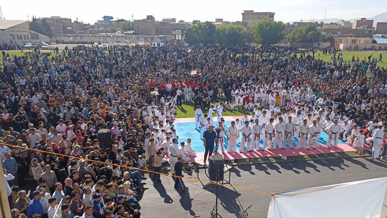 پیام آذری
